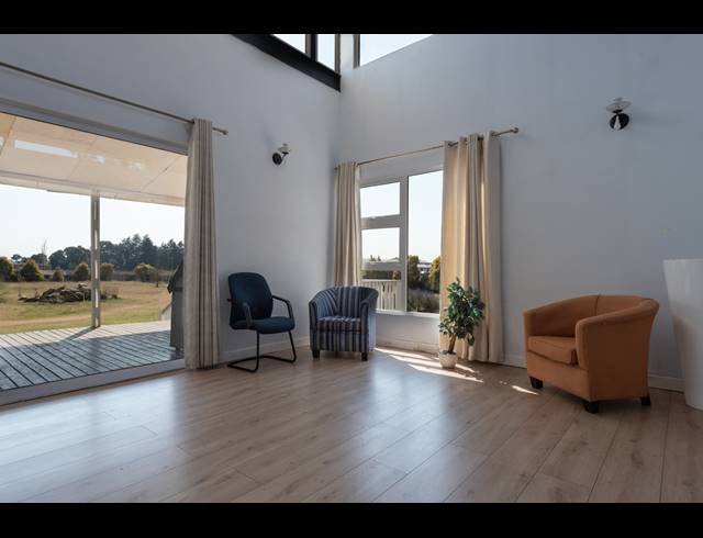 1.20HA SMALLHOLDING FOR SALE IN NORTON HOME ESTATE
